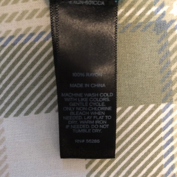 Misses Express brand cowl neck sweater - Picture 4 of 4